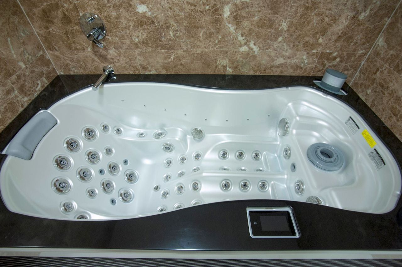 Apartment in Budva, Montenegro, 181 m² - picture 7