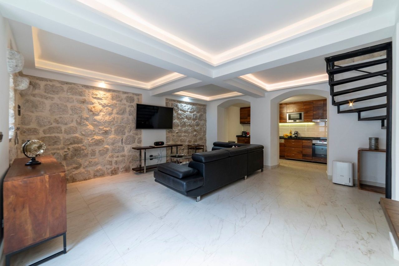 Casa en Perast, Montenegro, 160 m² - imagen 8