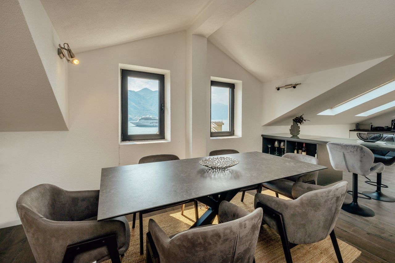 Appartamenti a Dobrota, Montenegro, 82 m² - foto 8