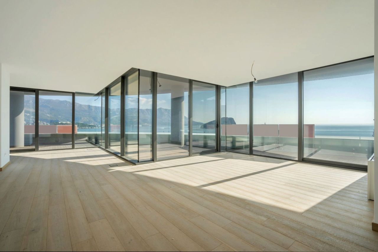 Apartment in Budva, Montenegro, 270 m² - picture 8