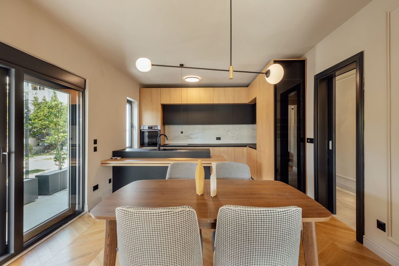 Apartment in Herceg-Novi, Montenegro, 180 m² - picture 9