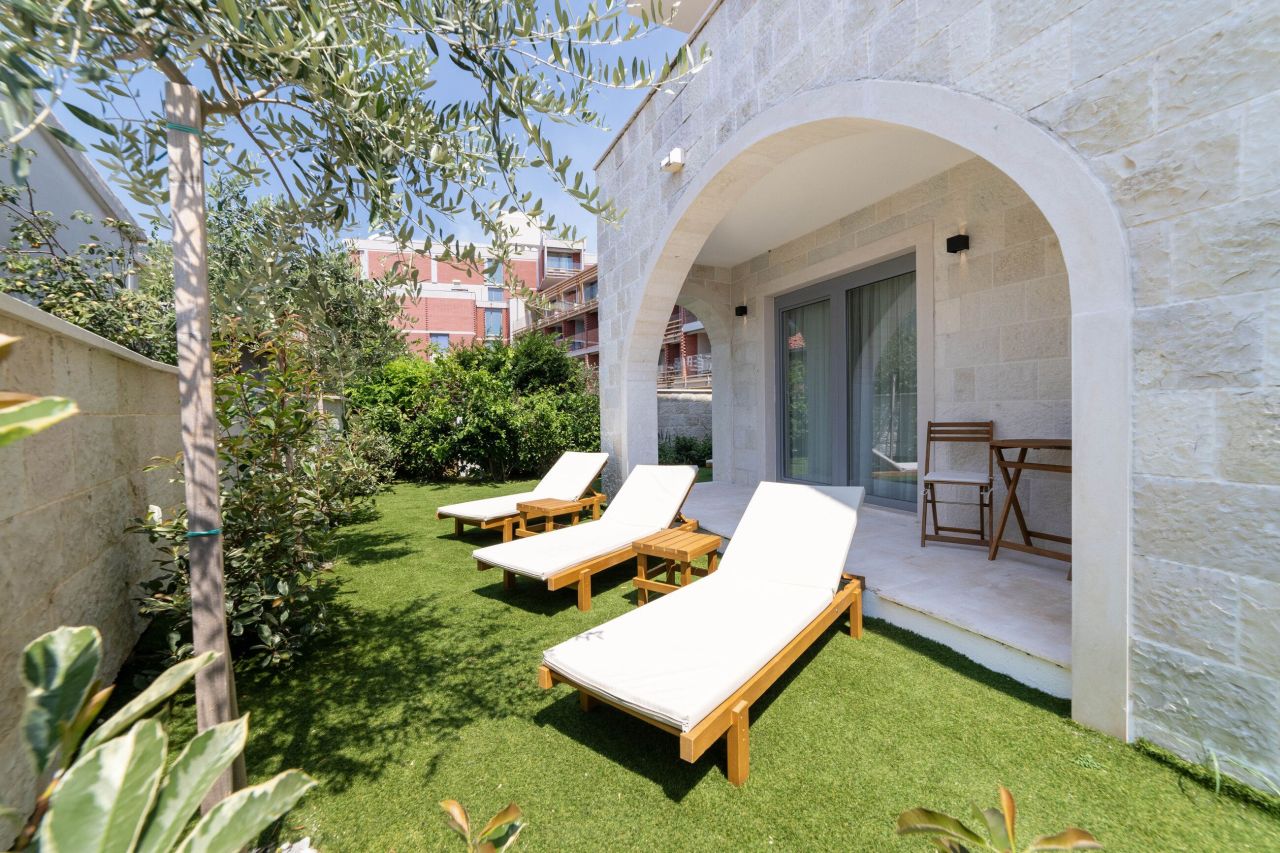 Hotel in Przno, Montenegro, 358 m² - picture 9