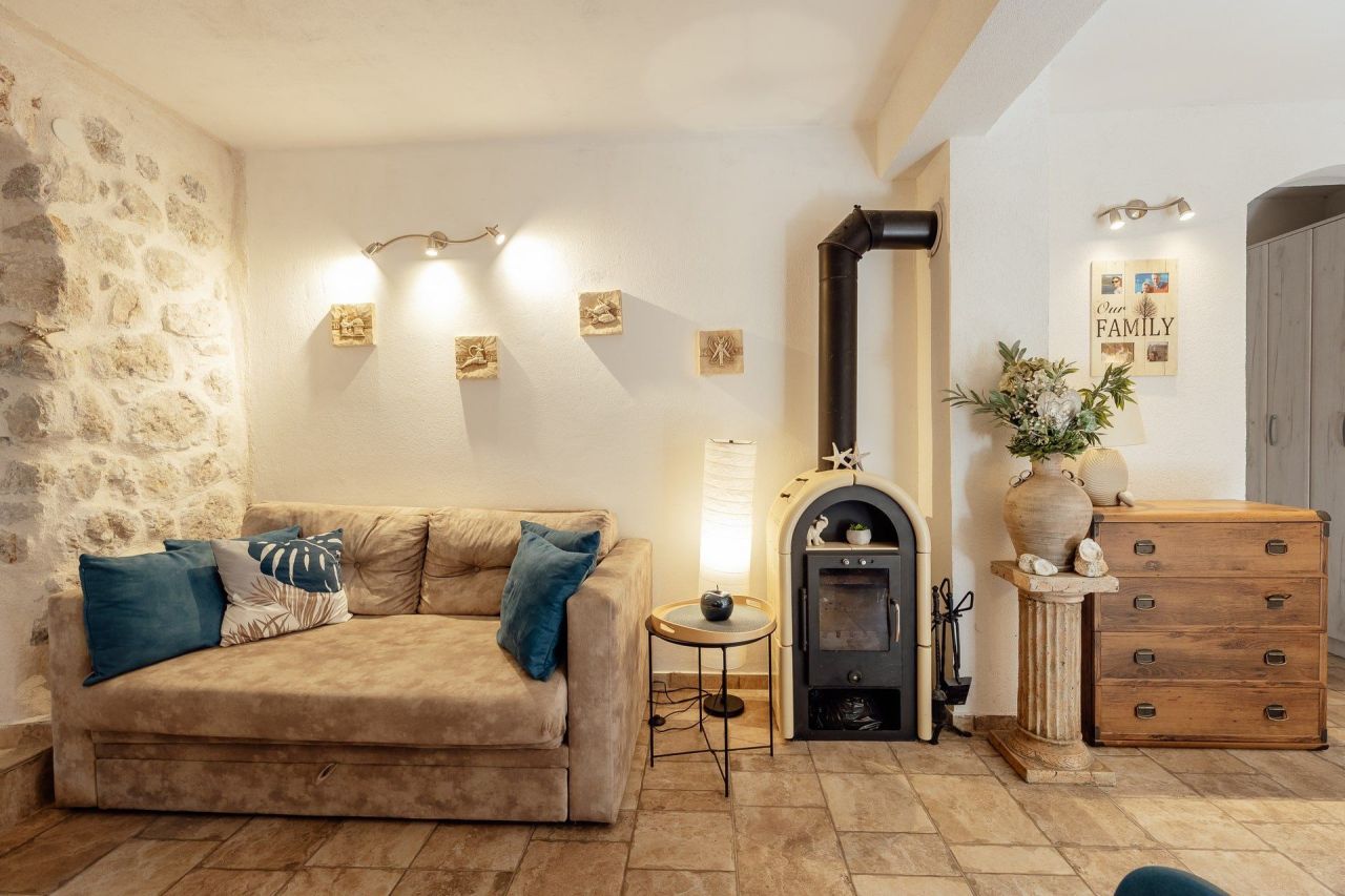 Casa en Risan, Montenegro, 240 m² - imagen 9