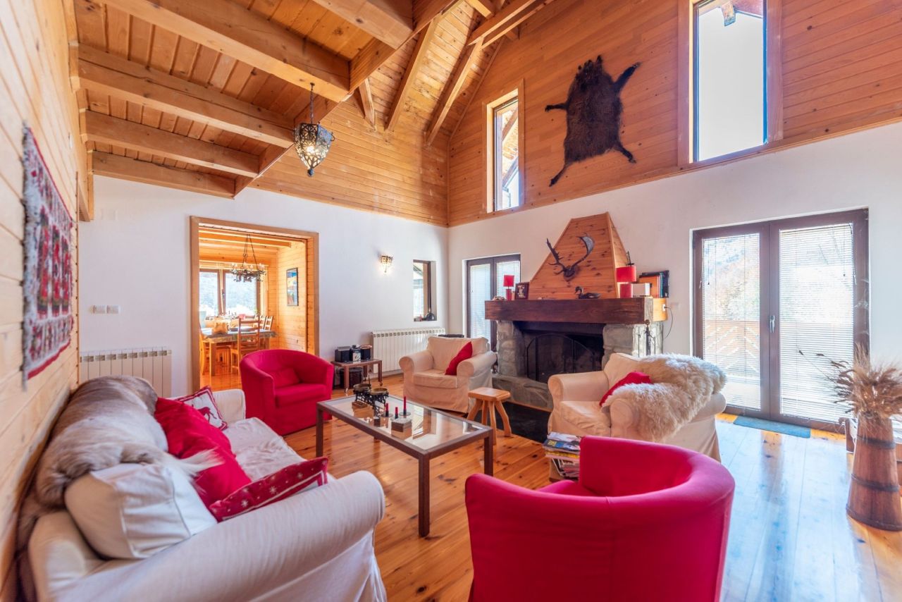 House in Podgorica, Montenegro, 550 m² - picture 9