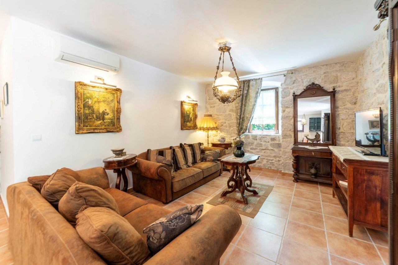Appartement à Kotor, Monténégro, 112 m² - image 9