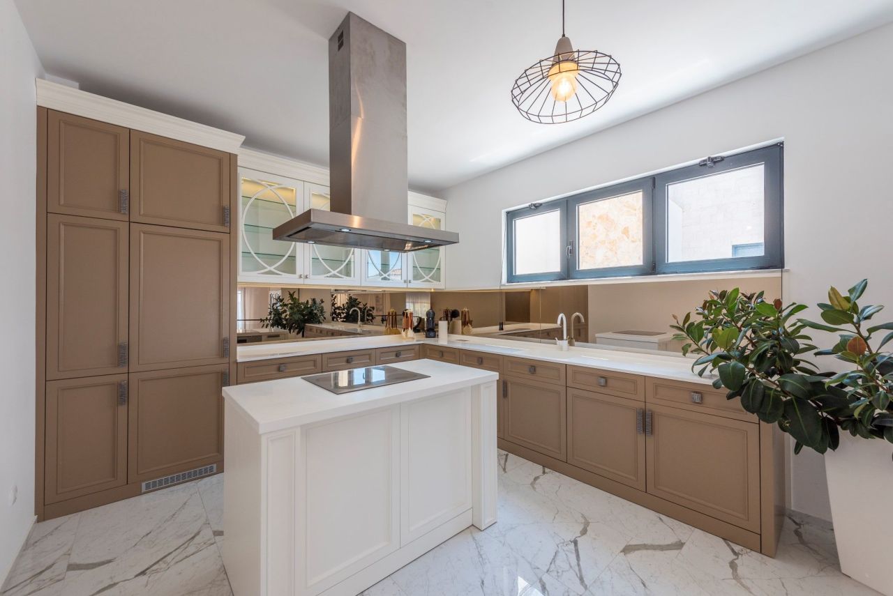 Haus in Utjeha, Montenegro, 360 m² - Foto 10