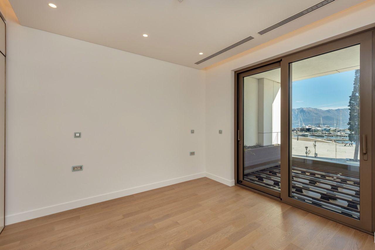 Appartamenti a Herceg-Novi, Montenegro, 82 m² - foto 10