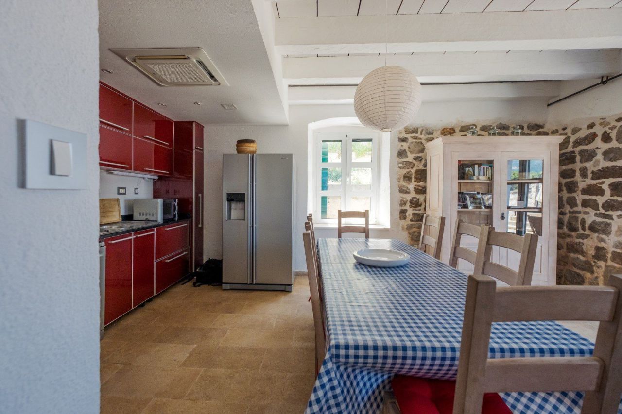 Villa en Rose, Montenegro, 220 m² - imagen 12