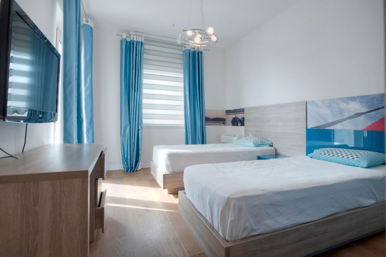 Apartment in Budva, Montenegro, 181 m² - picture 11