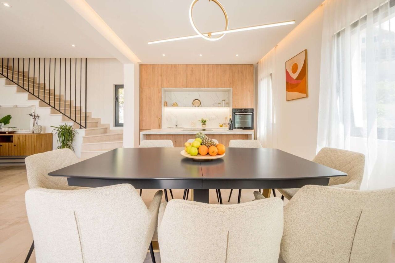 Haus in Tivat, Montenegro, 250 m² - Foto 13