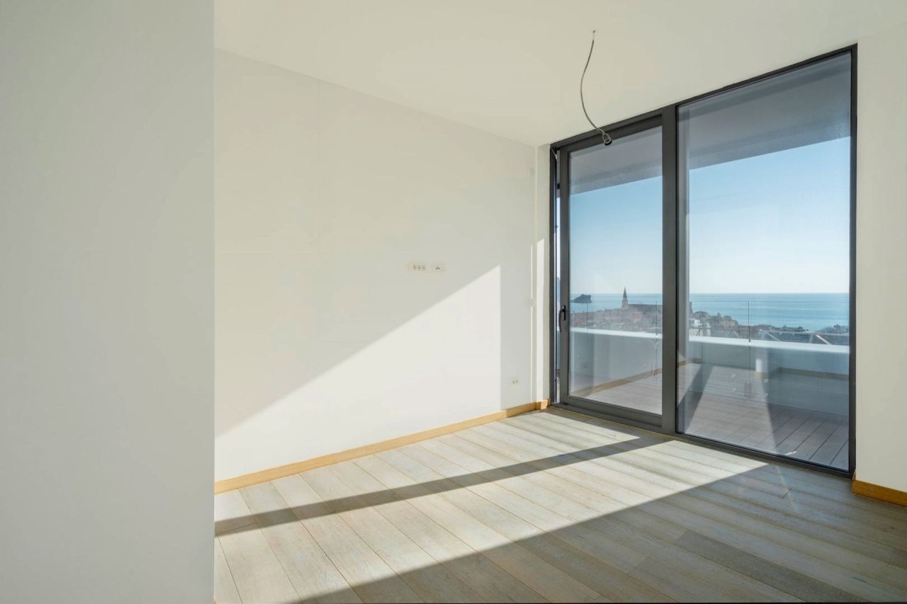 Apartment in Budva, Montenegro, 270 m² - picture 13