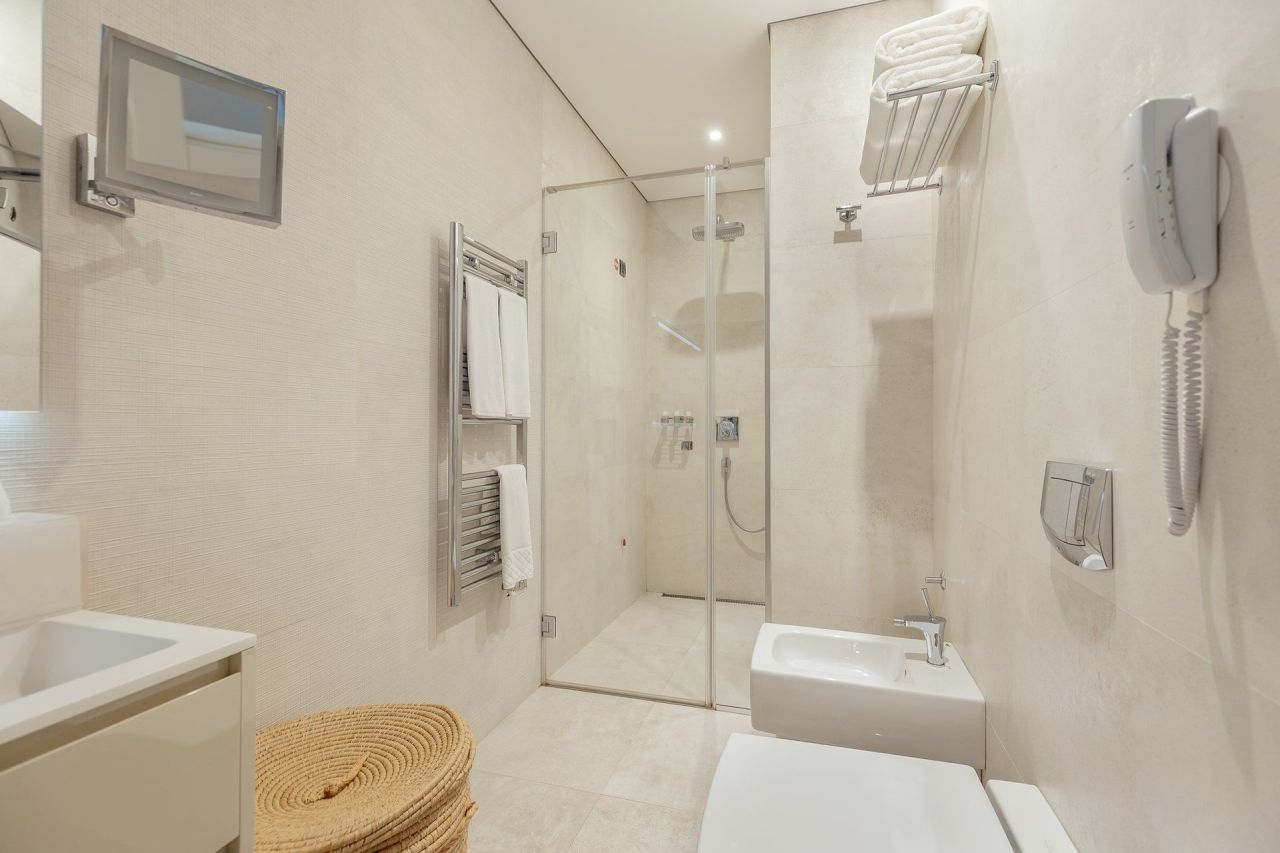 Appartamenti a Tivat, Montenegro, 190 m² - foto 14