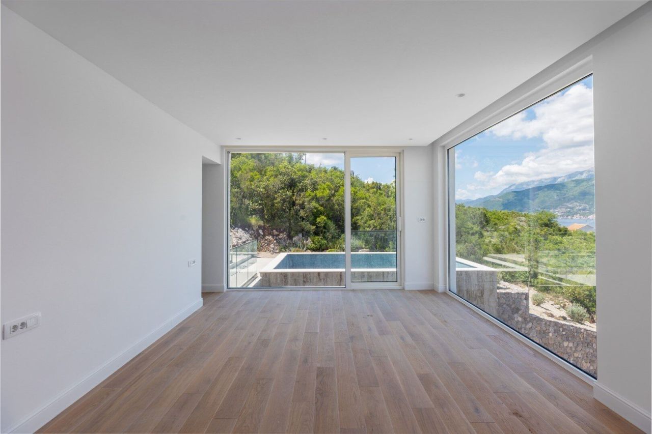 Villa in Tivat, Montenegro, 328 m² - Foto 13