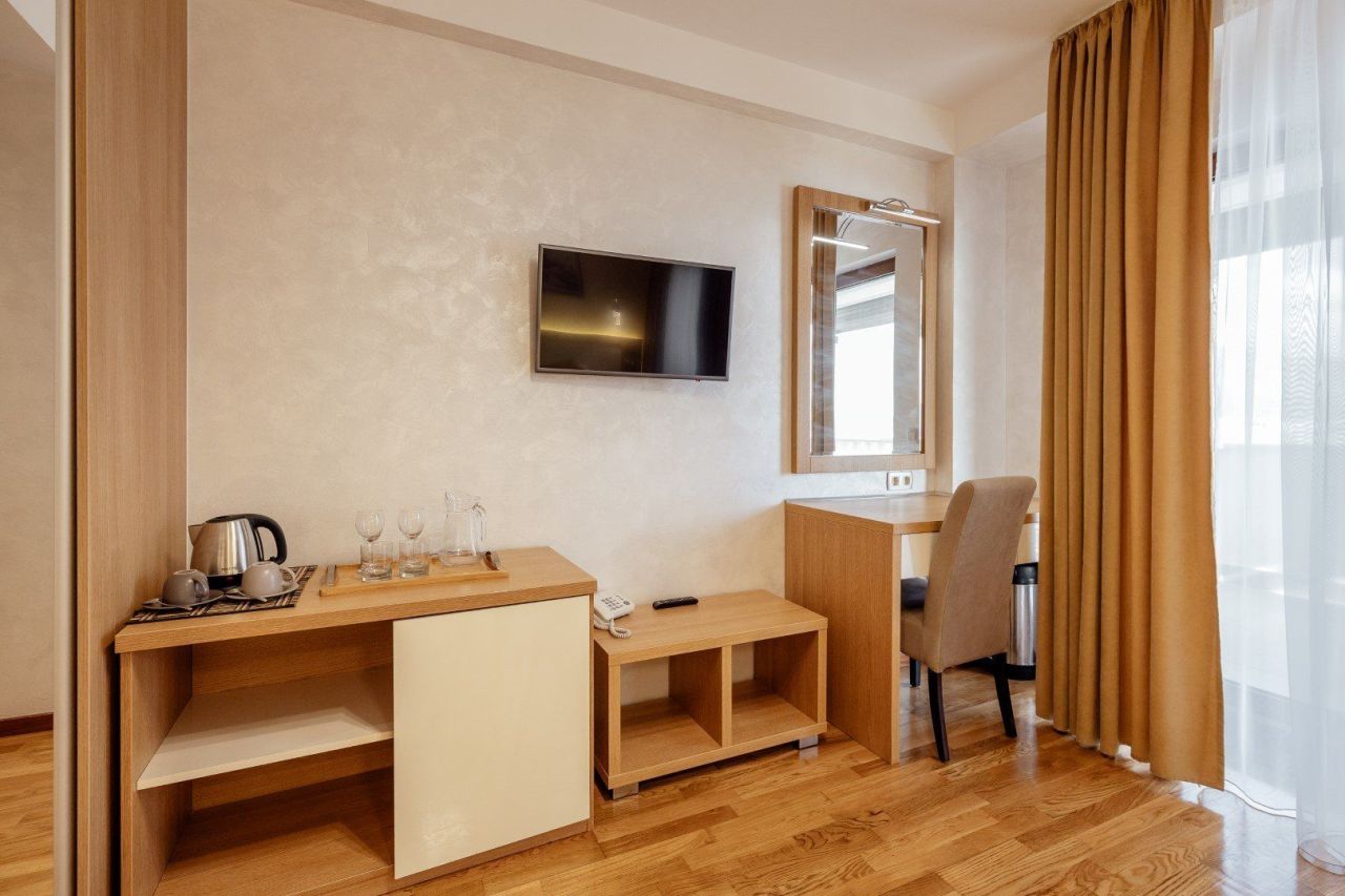 Hotel in Bijela, Montenegro, 784 m² - Foto 14