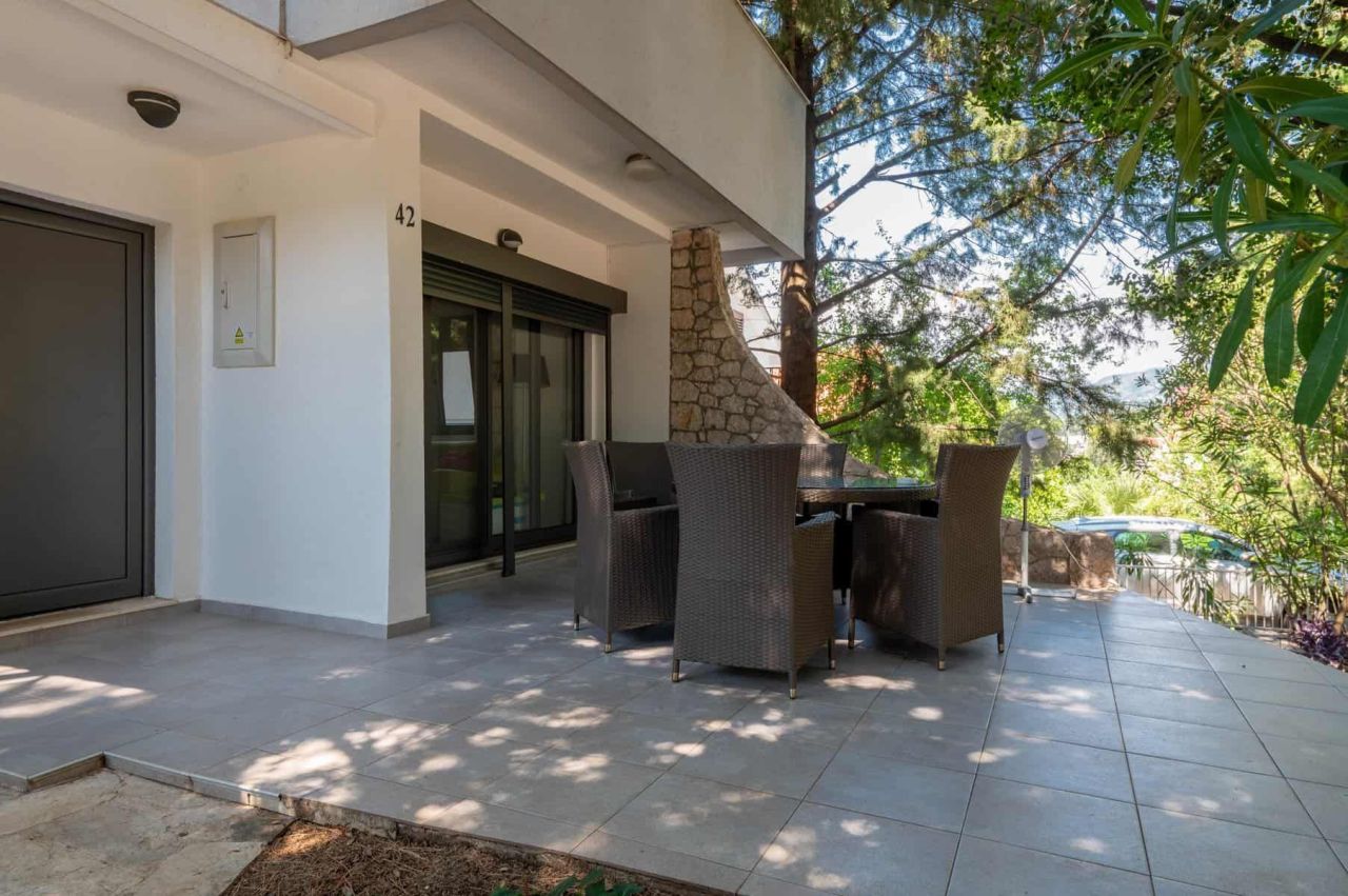 Haus in Utjeha, Montenegro, 100 m² - Foto 14