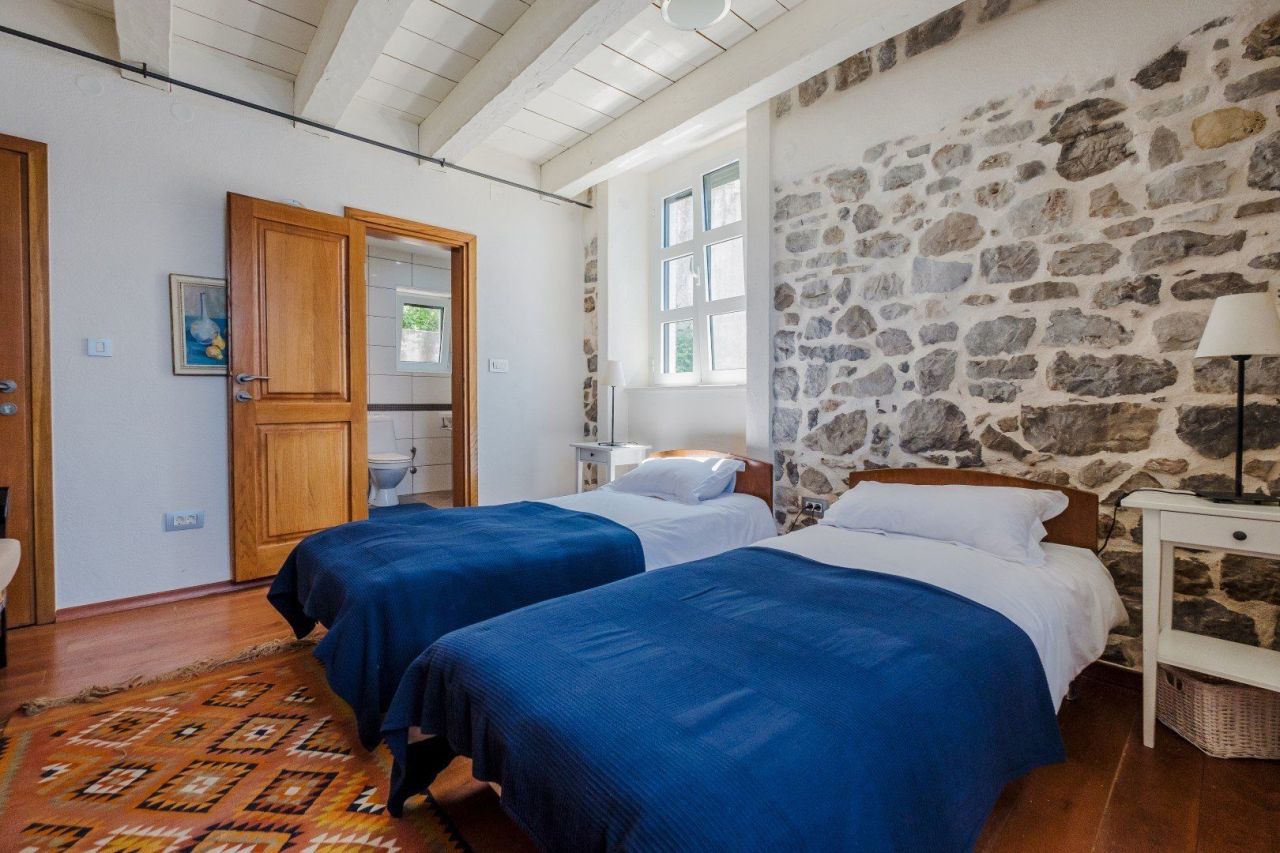 Villa en Rose, Montenegro, 220 m² - imagen 14