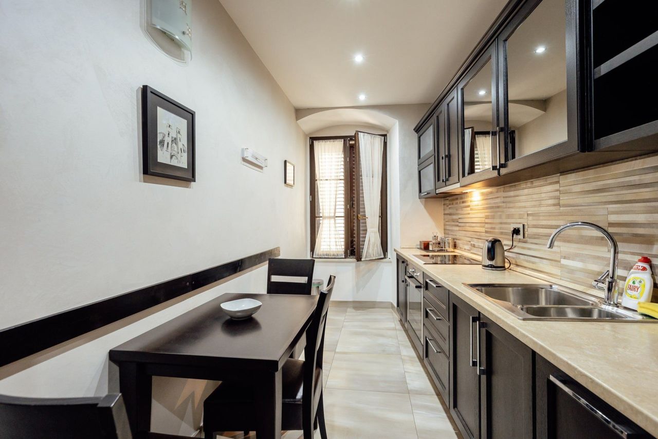 Apartment in Kotor, Montenegro, 117 m² - picture 15