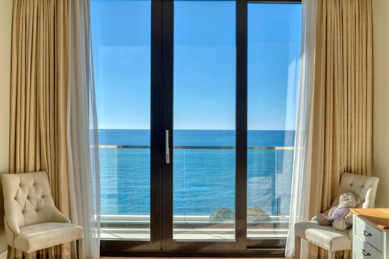 Apartment in Budva, Montenegro, 131 m² - picture 15