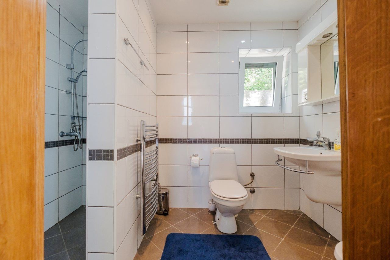 Villa en Rose, Montenegro, 220 m² - imagen 15