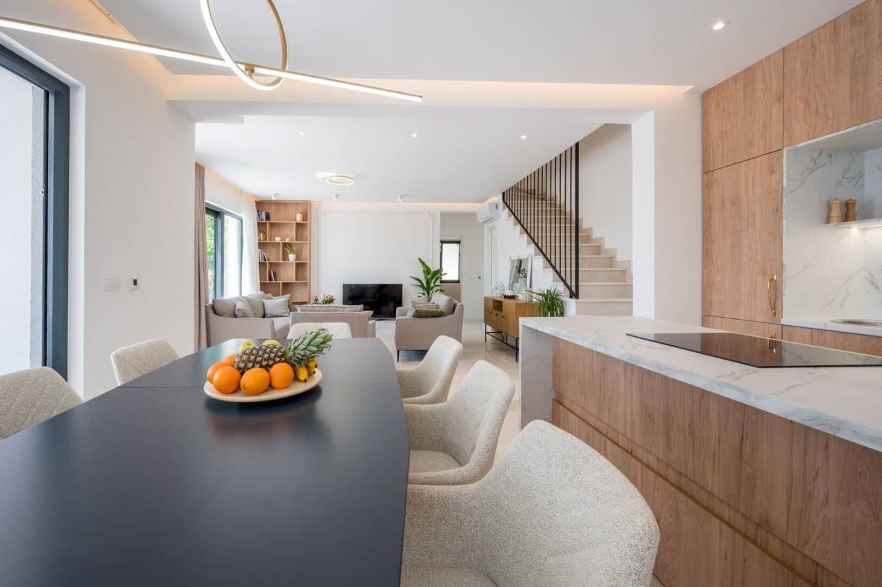 Haus in Tivat, Montenegro, 250 m² - Foto 15