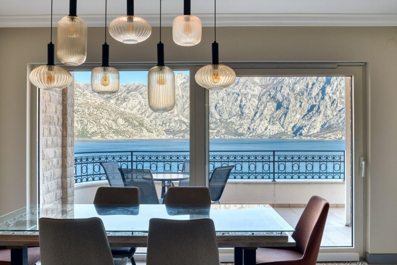 Flat in Prcanj, Montenegro, 121 m² - picture 4