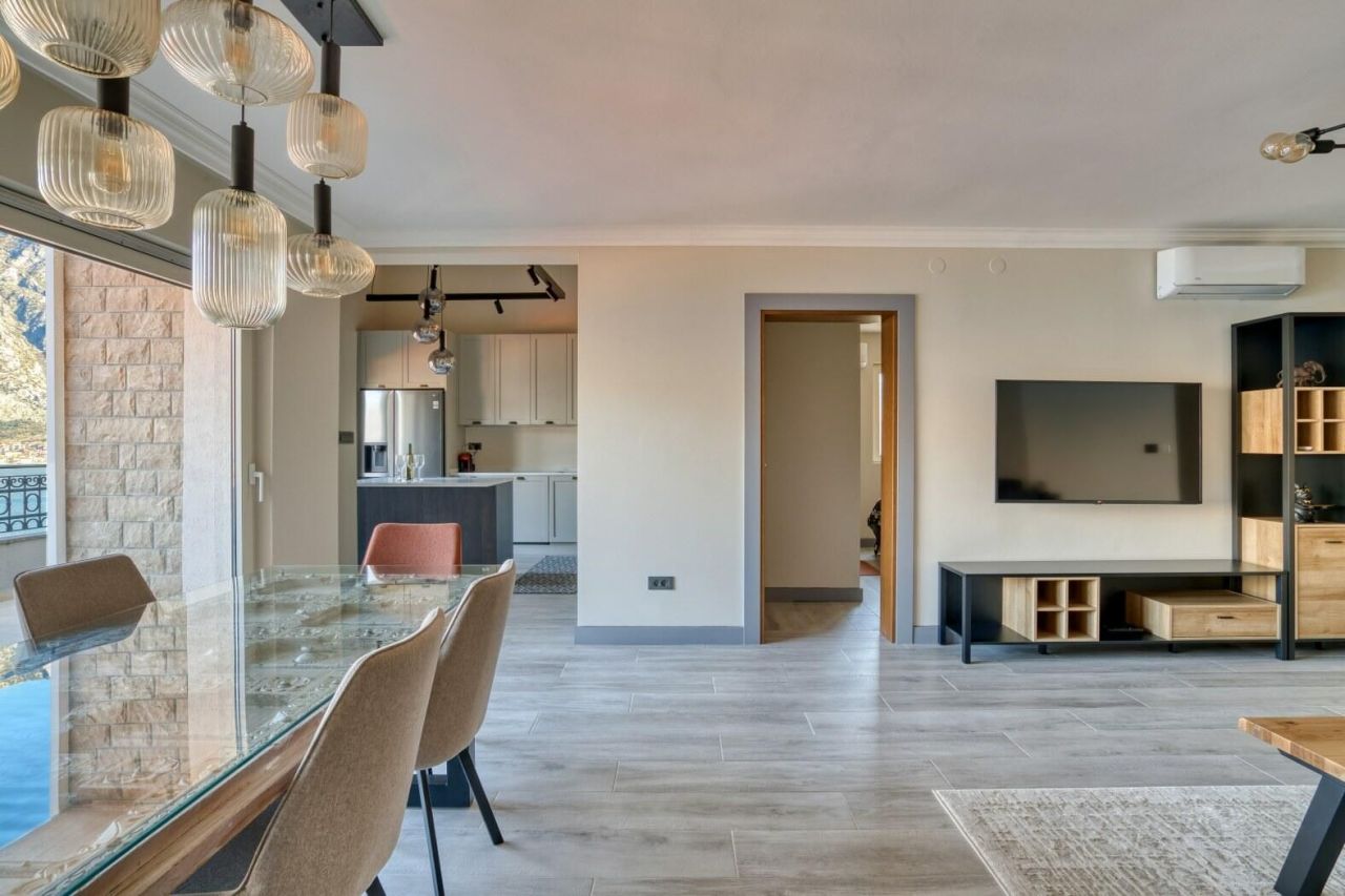 Flat in Prcanj, Montenegro, 121 m² - picture 18