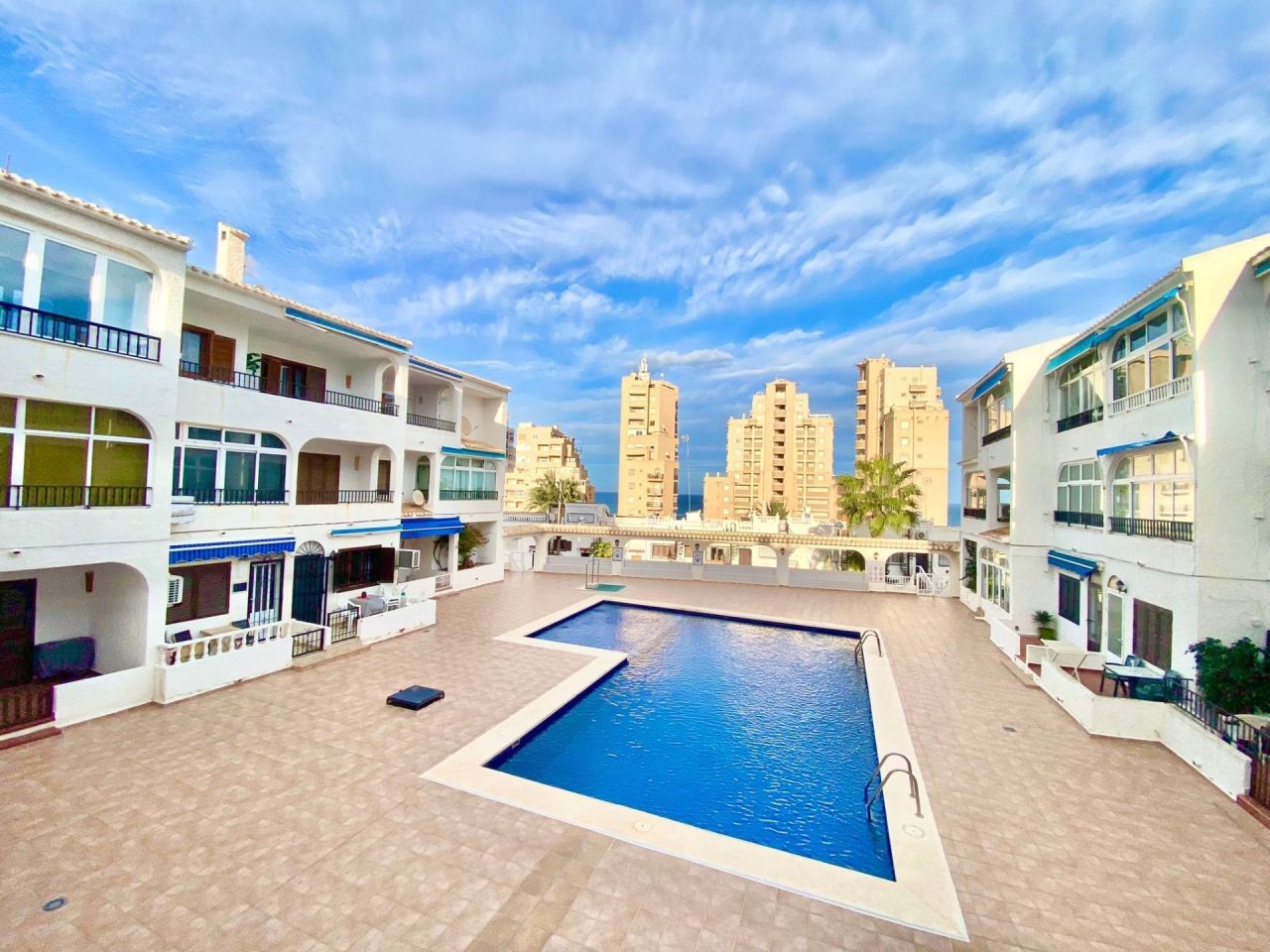 Appartement à Torrevieja, Espagne, 40 m² - image 1