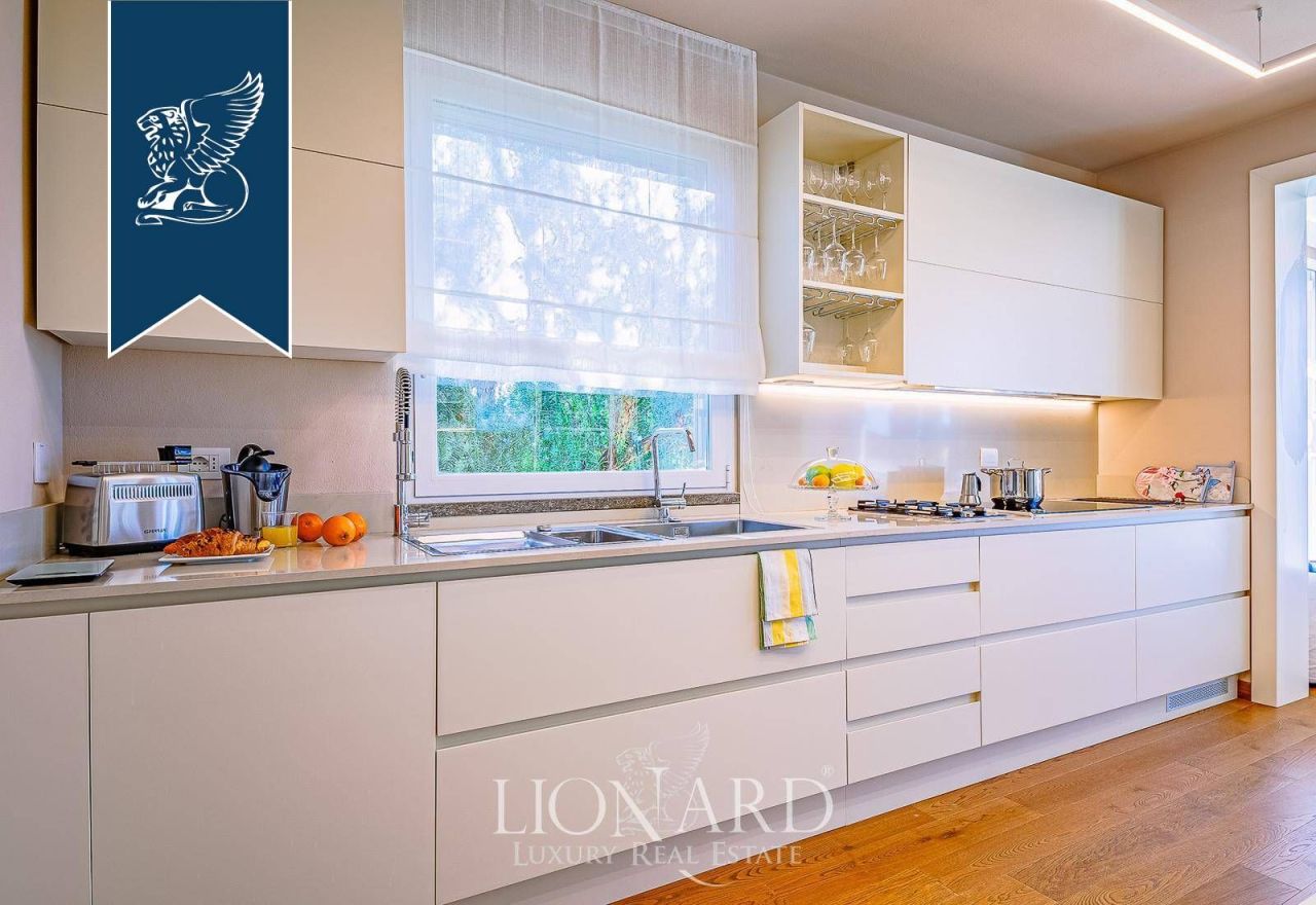 Villa in San Vincenzo, Italien, 837 m² - Foto 10