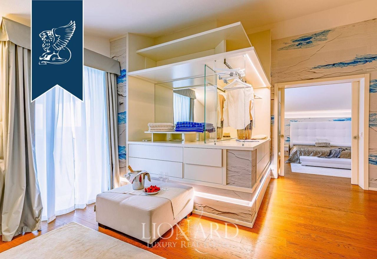 Villa in San Vincenzo, Italien, 837 m² - Foto 16