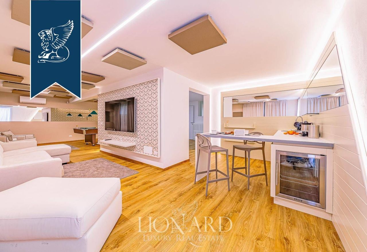 Villa in San Vincenzo, Italien, 837 m² - Foto 18