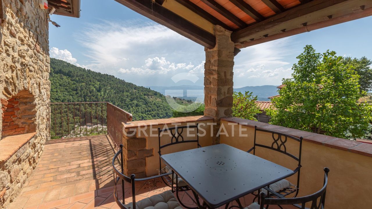 Casa en Reggello, Italia, 393.25 m² - imagen 7