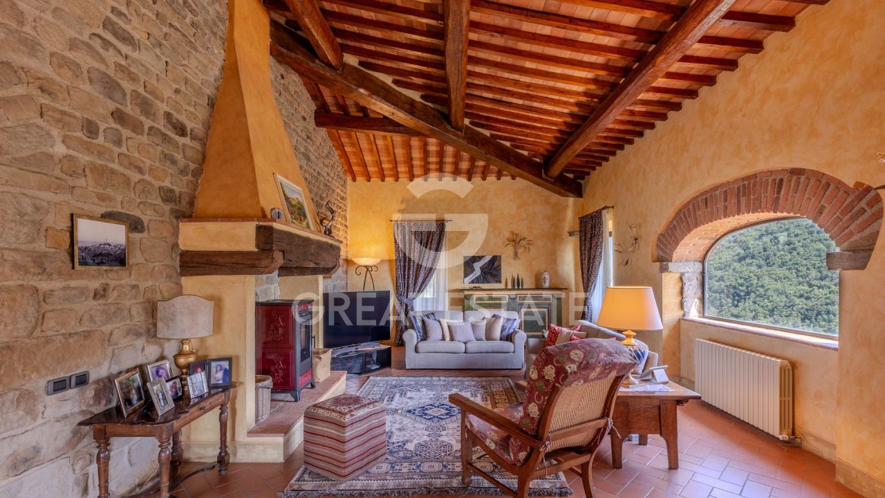 Casa en Reggello, Italia, 393.25 m² - imagen 9