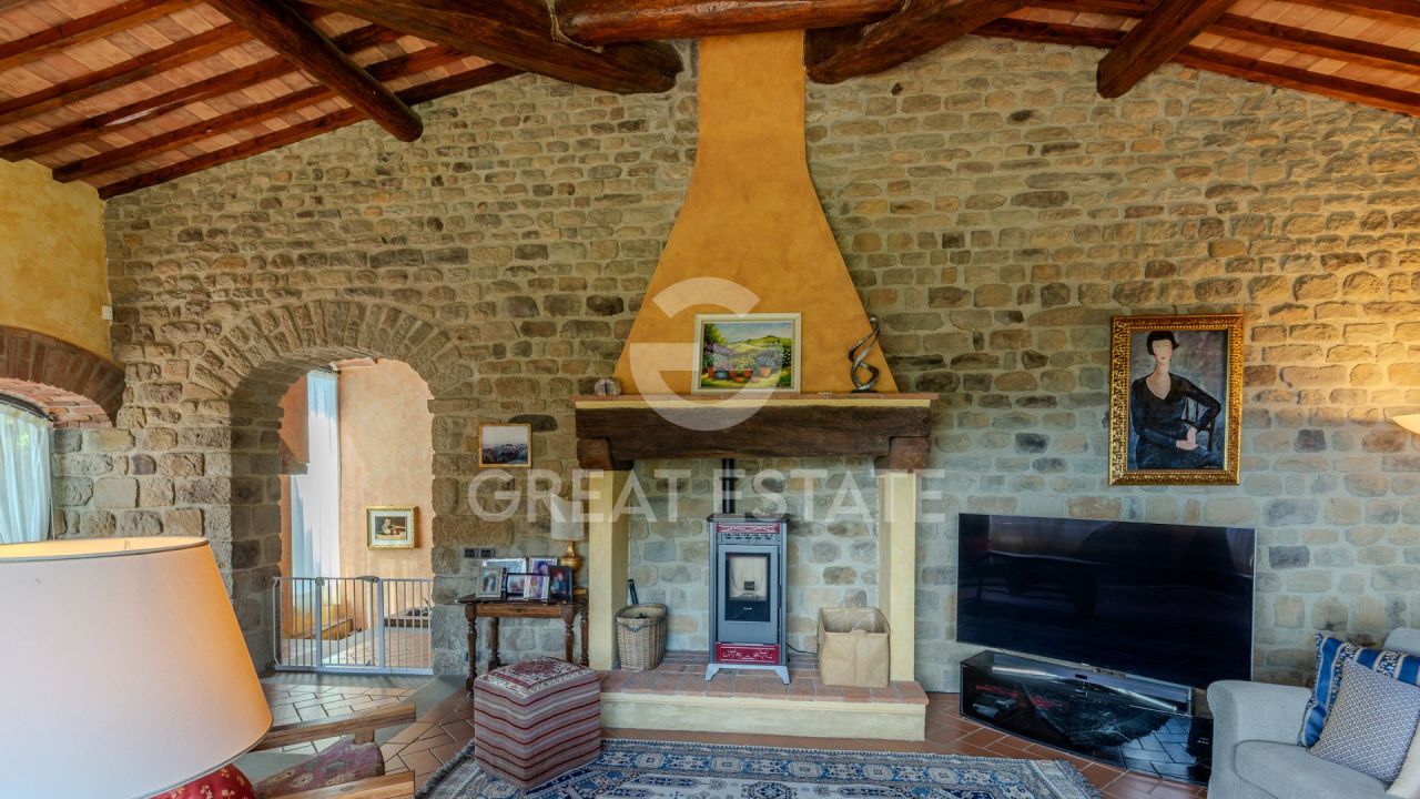 Casa en Reggello, Italia, 393.25 m² - imagen 12