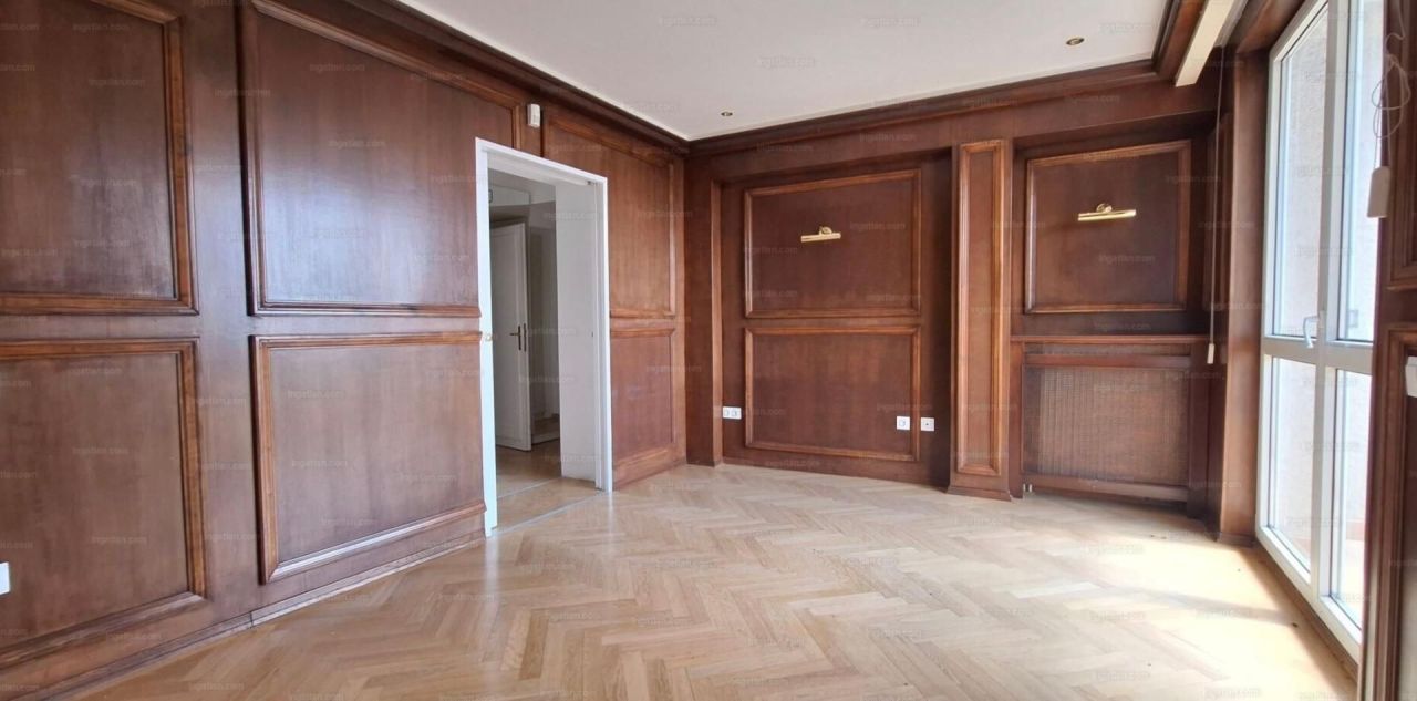 Flat in Budapest, Hungary, 280 m² - picture 3