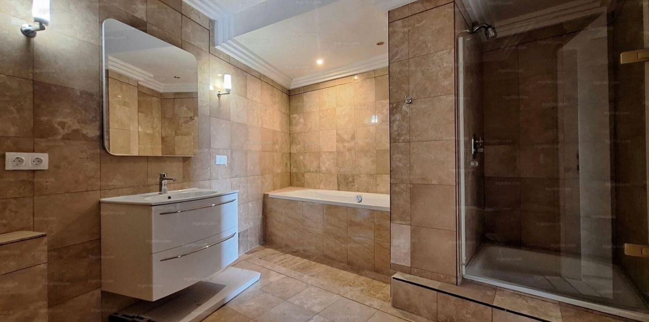 Flat in Budapest, Hungary, 280 m² - picture 7