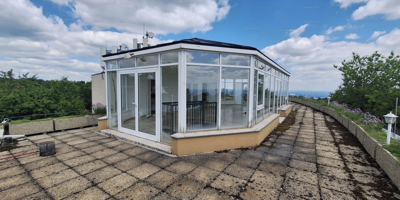 Flat in Budapest, Hungary, 280 m² - picture 10