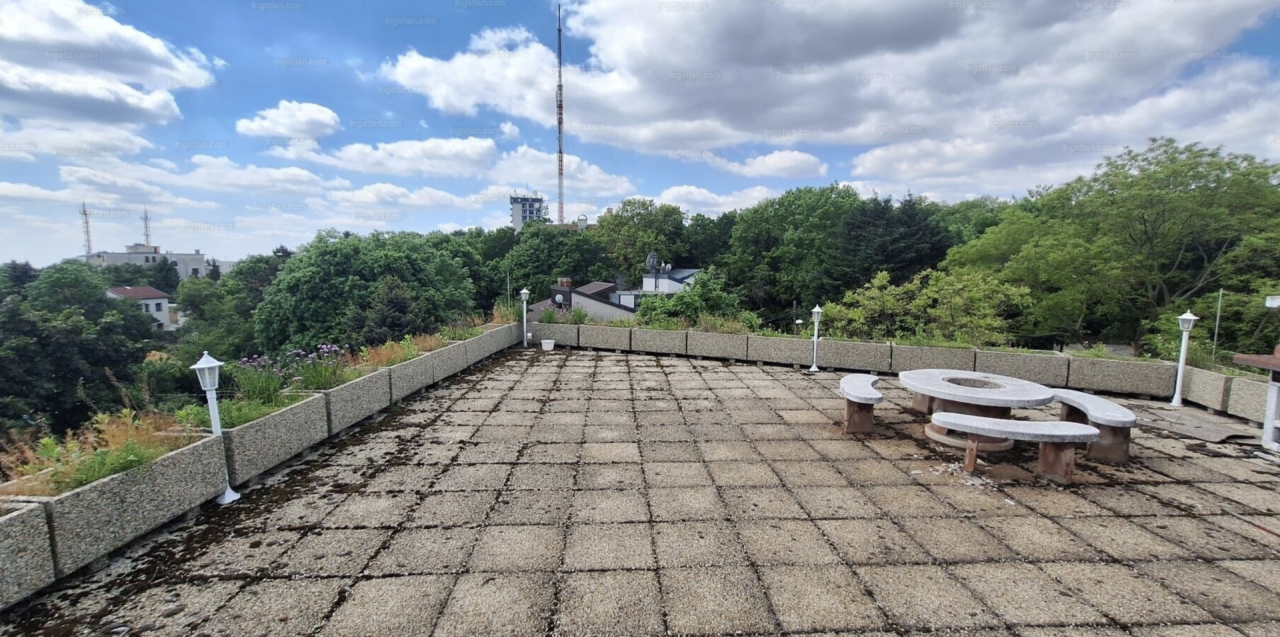 Flat in Budapest, Hungary, 280 m² - picture 11