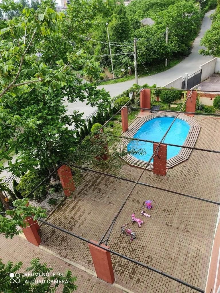 Hotel en Batumi, Georgia, 1 350 m² - imagen 7