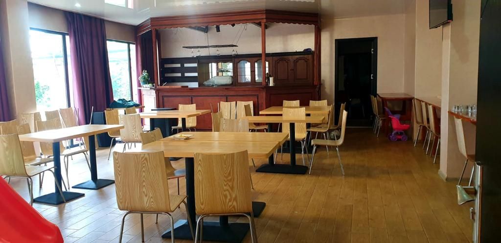 Hotel en Batumi, Georgia, 1 350 m² - imagen 5