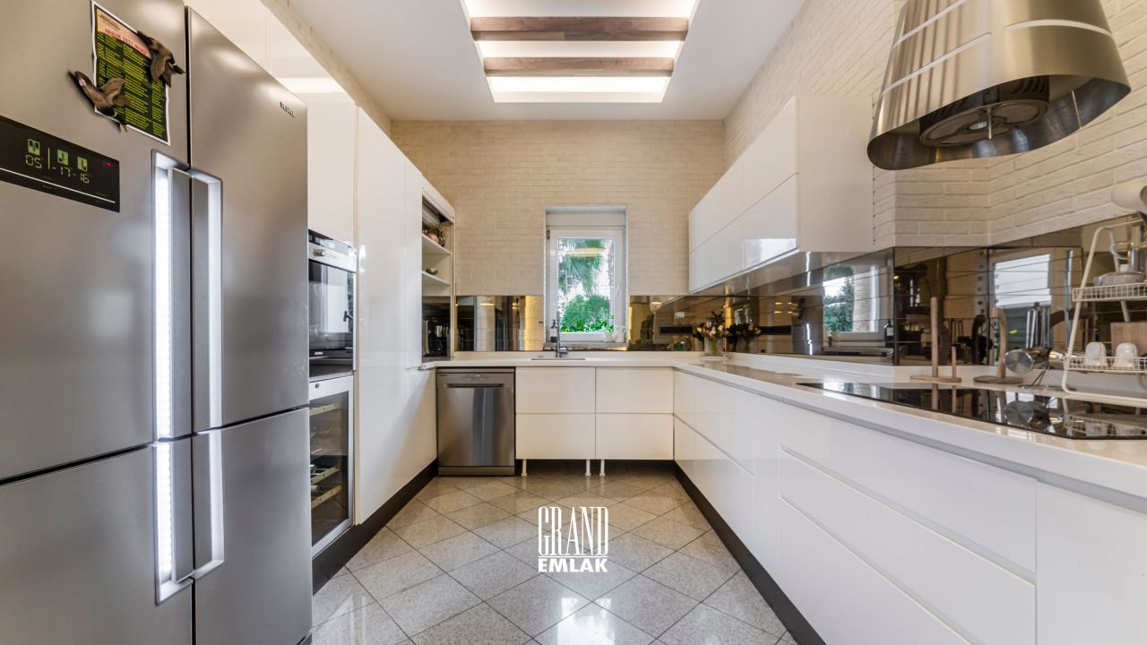 Villa in Antalya, Türkei, 350 m² - Foto 11