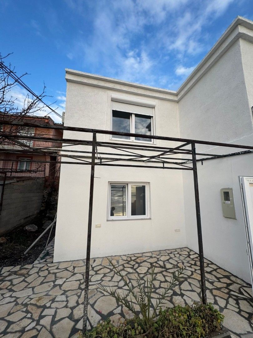 House in Bar, Montenegro, 120 m² - picture 1