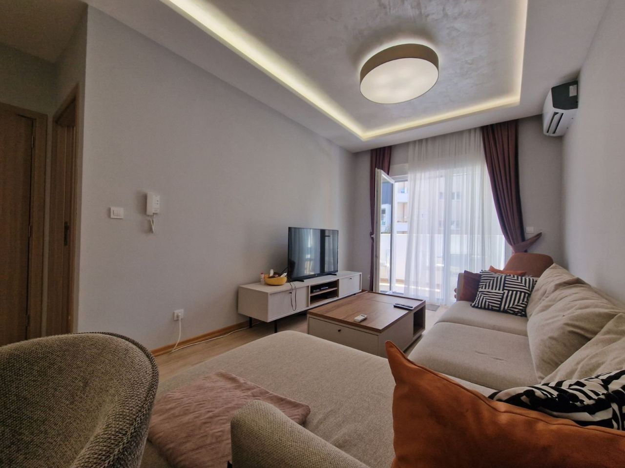 Apartment in Budva, Montenegro, 97 m² - Foto 1