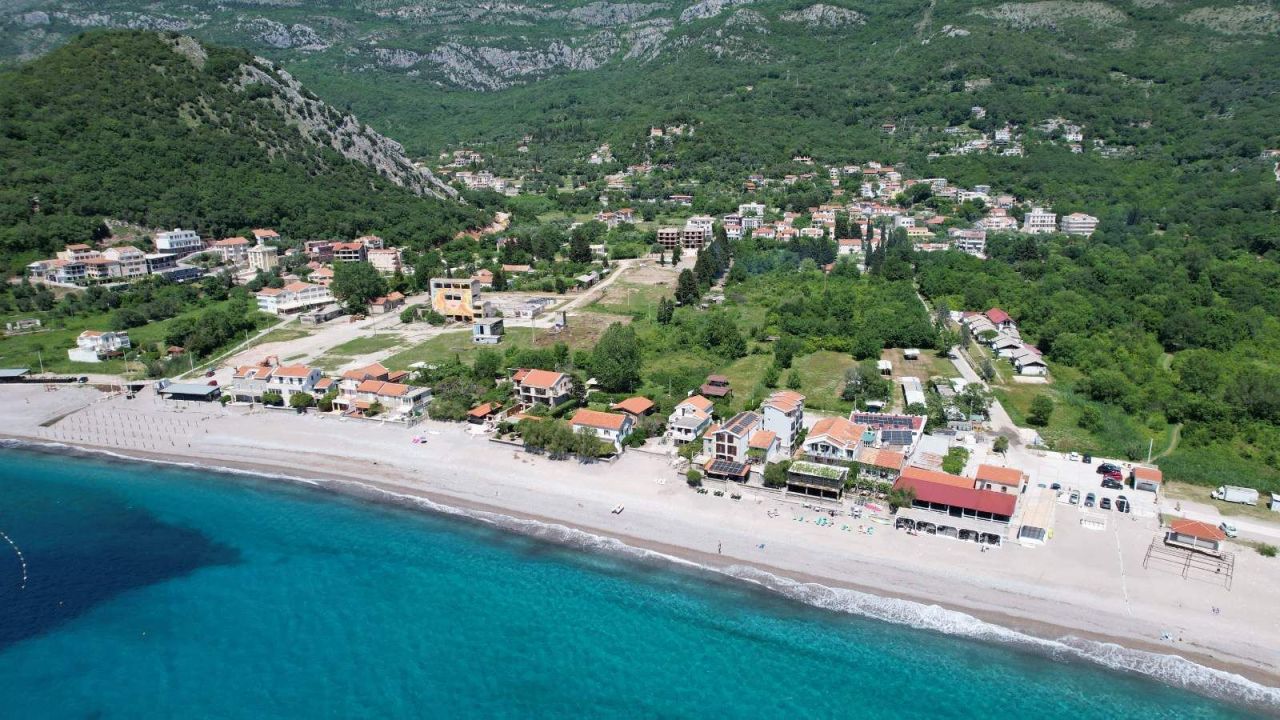 Terrain Buljarice, Monténégro, 1 450 m² - image 1