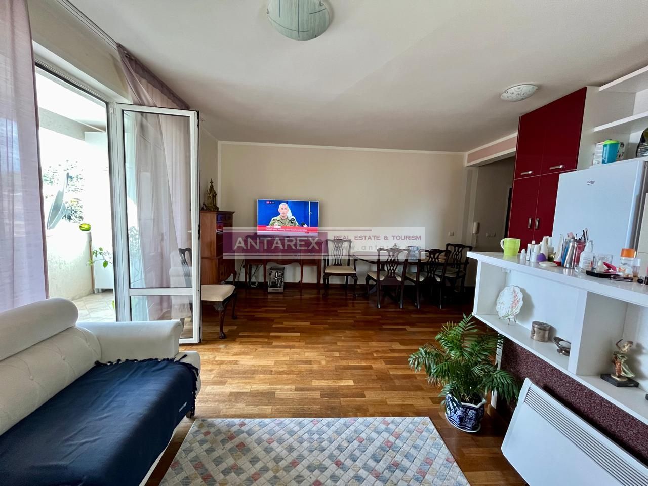 Apartamento en Petrovac, Montenegro, 70 m² - imagen 4
