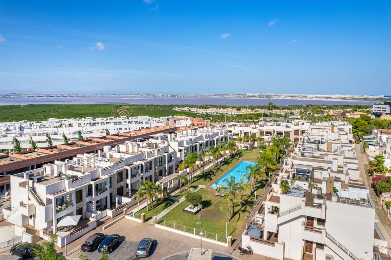 Penthouse à Torrevieja, Espagne, 70 m² - image 1
