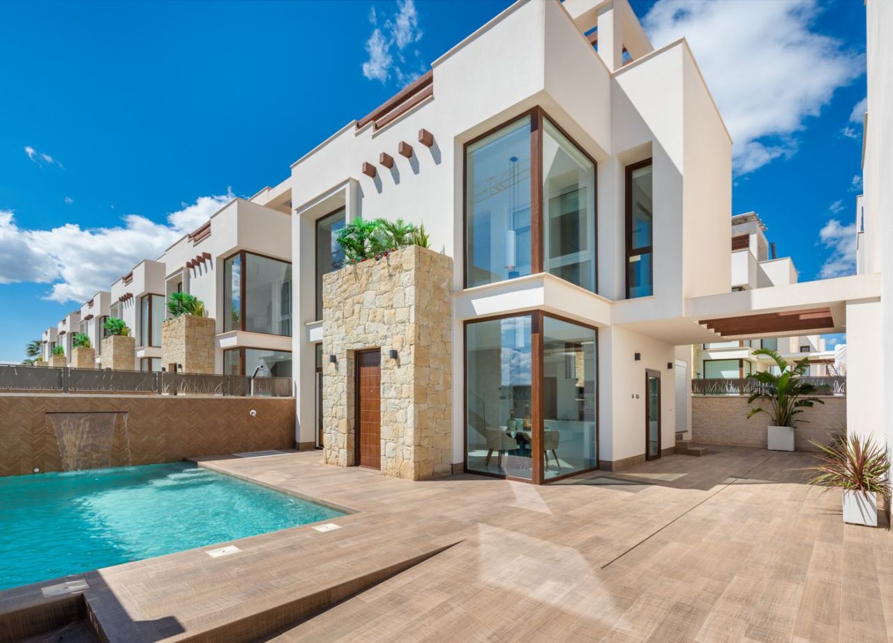 Villa in Los Montesinos, Spain, 116 m² - picture 1