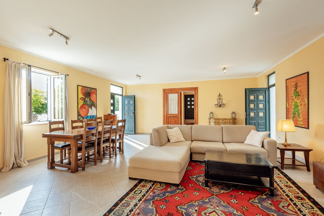 Villa in Lepetane, Montenegro, 291 m² - picture 6