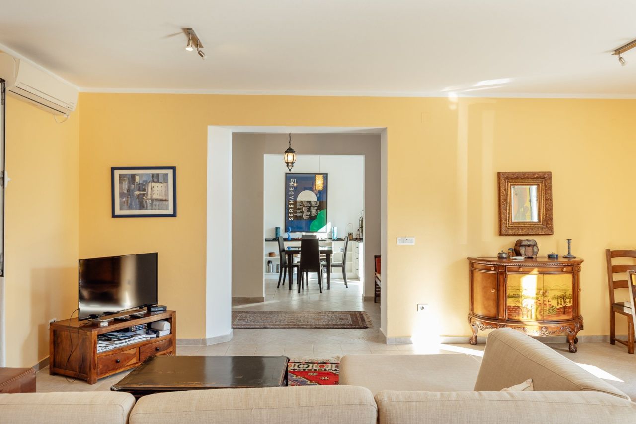 Villa in Lepetane, Montenegro, 291 m² - picture 8