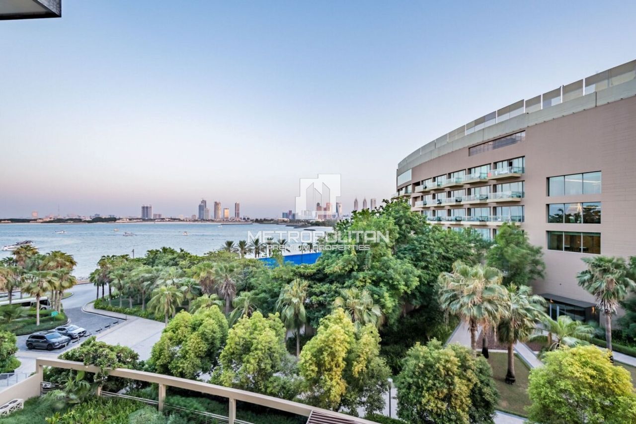 Apartamento en Dubái, EAU, 257 m² - imagen 1