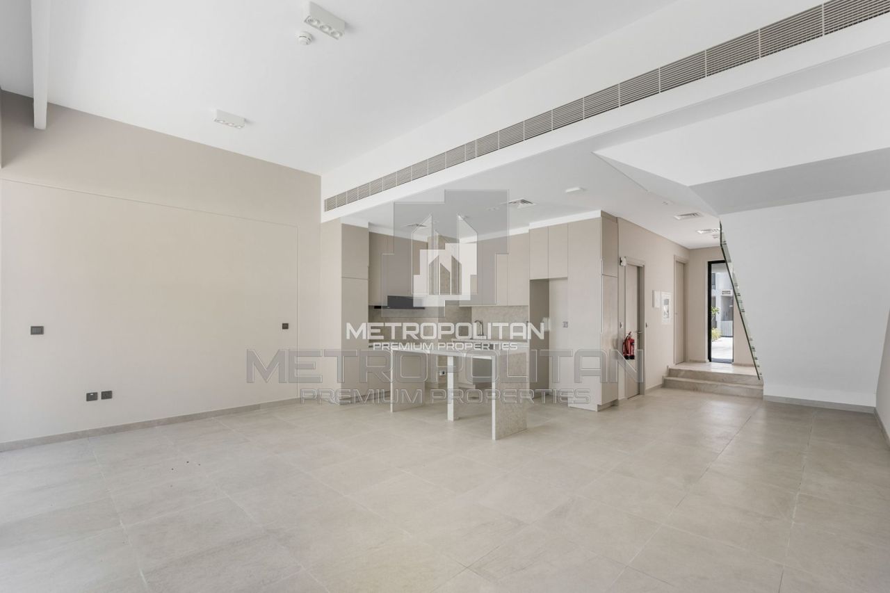 Maison urbaine à Dubaï, EAU, 129 m² - image 1